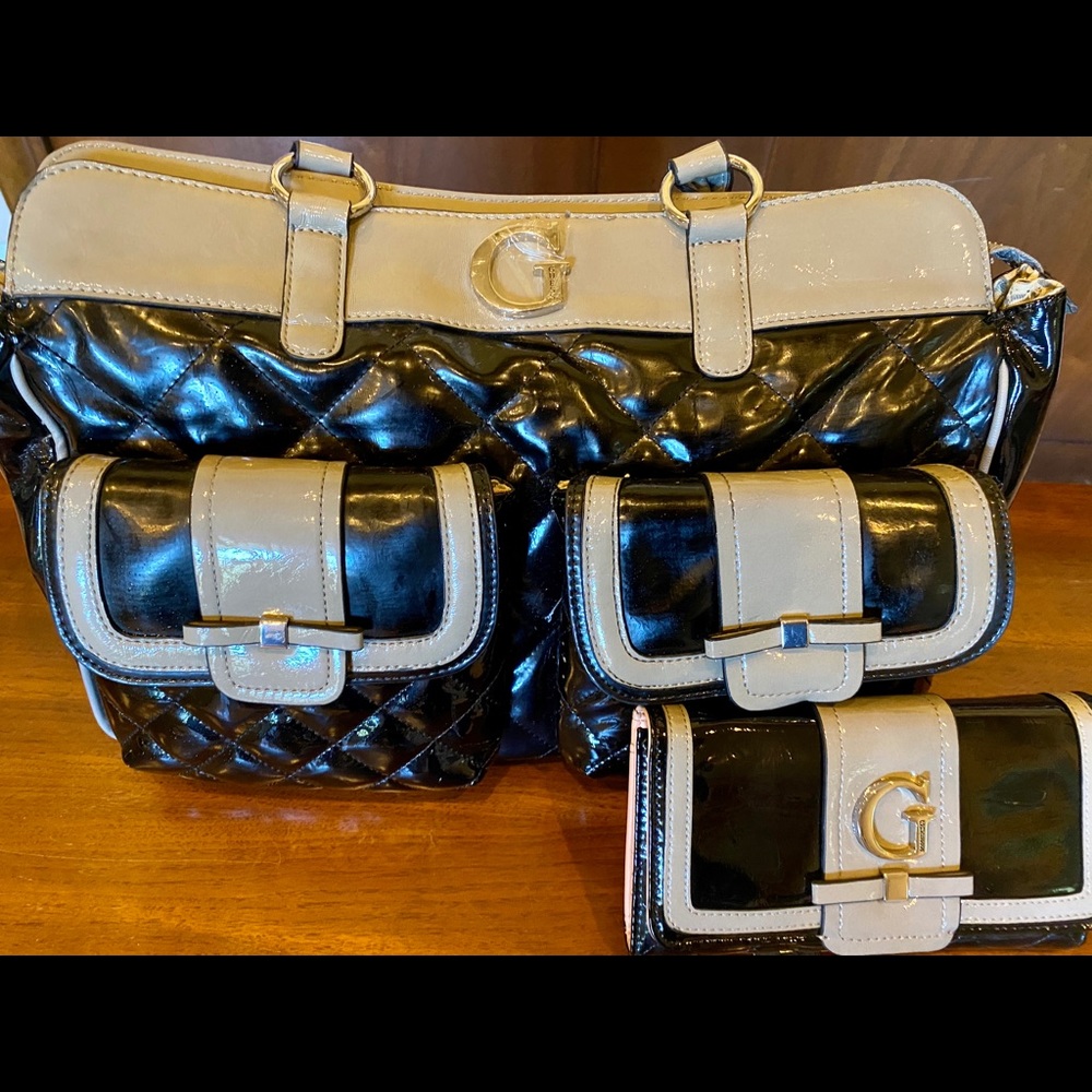 Guess bag with wallet
